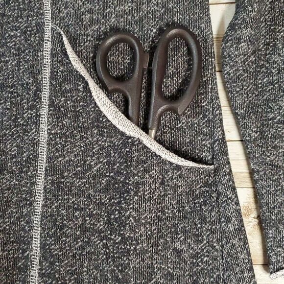 Baku Womens Dark Grey Sweatshirt Shark Bite Asymmetrical‎ Hem Sz Small - Picture 4 of 7